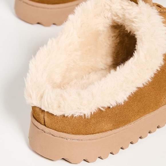 Madewell The Allweek Slipper in Suede Toffee 11 - Picture 3 of 8